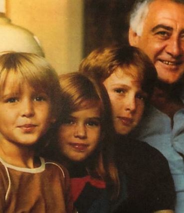 A vintage picture of Brian  Fisher three children Edward Fisher,  Isla Lang Fisher and Daniel Fisher
